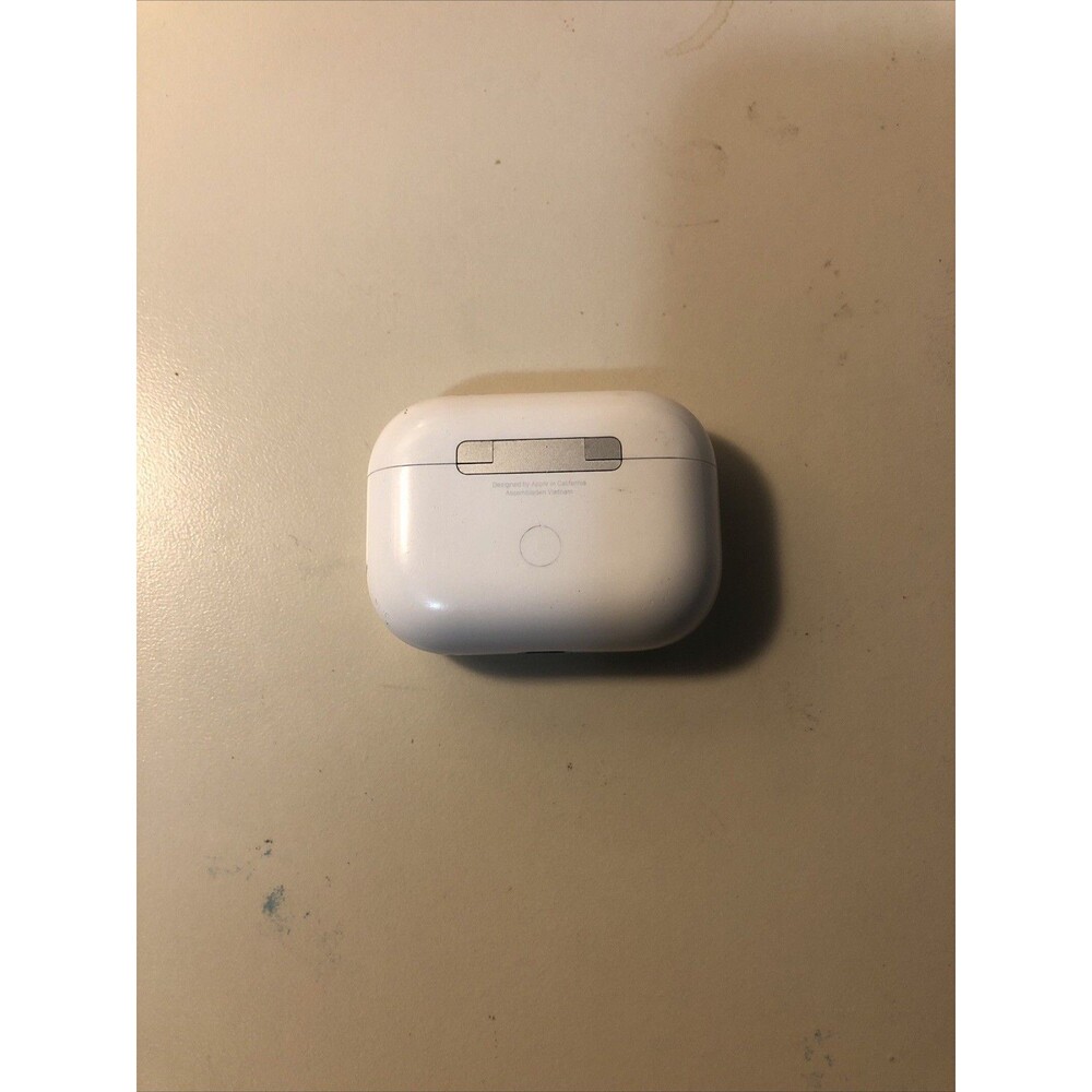 Appleโ AirPods Pro with MagSafe Wireless Charging Case - White